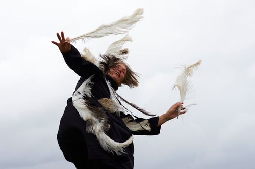 Dancing Practices that Promote Well-being, Resilience and Healing in Challenging Times